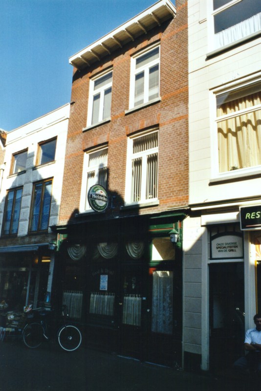 52/12 Hoogstraat 148
