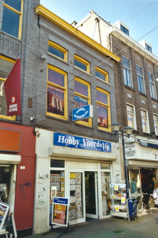 54/21 Hoogstraat 35
