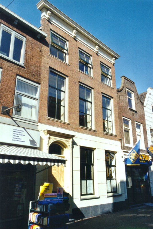 53/10 Hoogstraat 119
