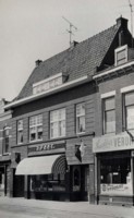 B159-77 Broersveld 159-161, 19-5-1977